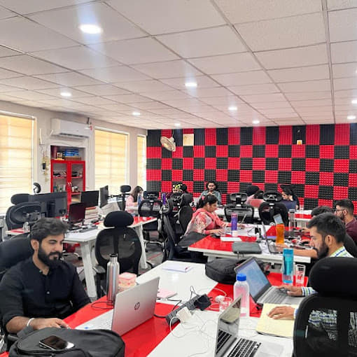 Sleepy Classes Sleepy Classes photo 3